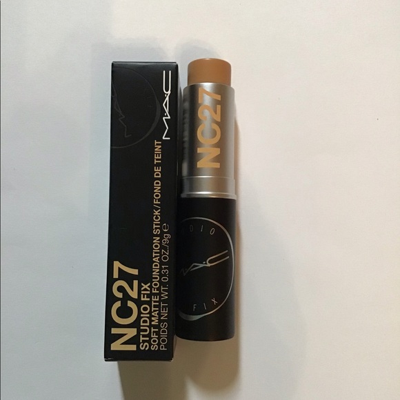 Studio Fix soft matte foundation stick - Picture 4 of 16